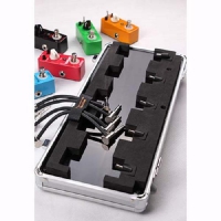 Firefly M5 MOOER - Flight case for 5 Micro Series Pedals with 5 plug multi DC power cable